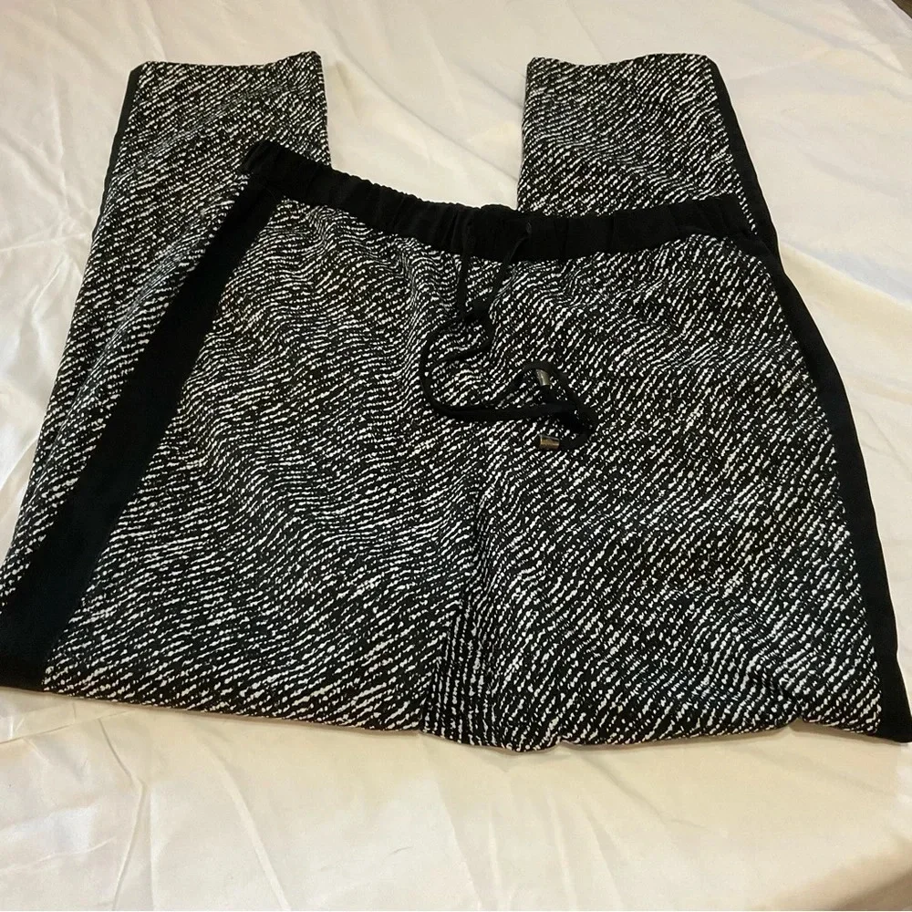Vince Camuto Women's Drawstring Elastic Waist Cropped Pants Women's Size Medium